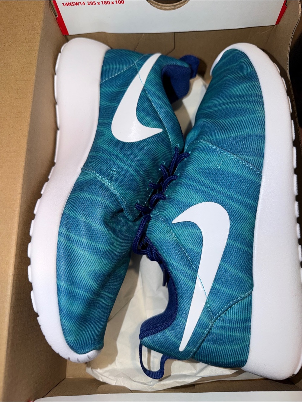NIKE - Women’s 6.5 - W Roshe Print - GMA BLU/WHT